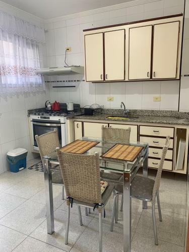 Apartamento Canto Do Forte de 130m2, Apenas 100mts Da Praia
