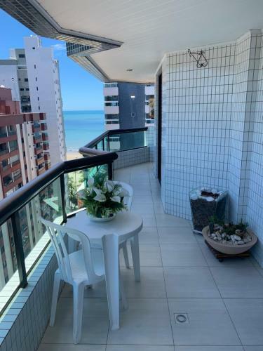Apartamento Canto Do Forte de 130m2, Apenas 100mts Da Praia