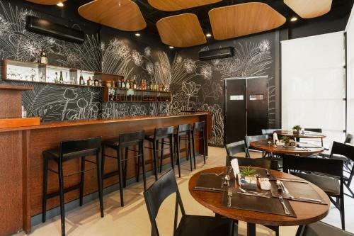 Apartamento Benefic�ncia Portuguesa, 50 Metros