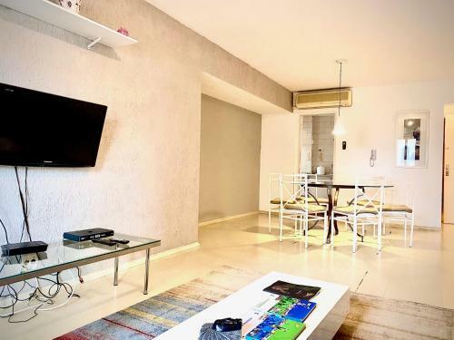 Apartamento ?itaim Sky?3 Dorm?wifi?vaga?av.jk E Faria Lima?
