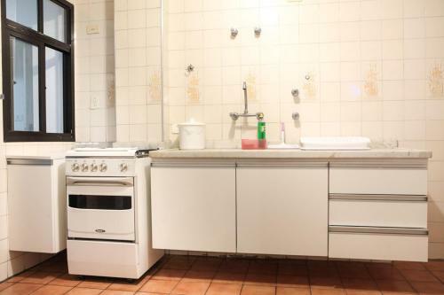 Apartamento ?itaim Sky?3 Dorm?wifi?vaga?av.jk E Faria Lima?