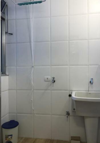Apartamento Liberdade 1 Qt + Sof� Cama - 200m Metr�. Novo!