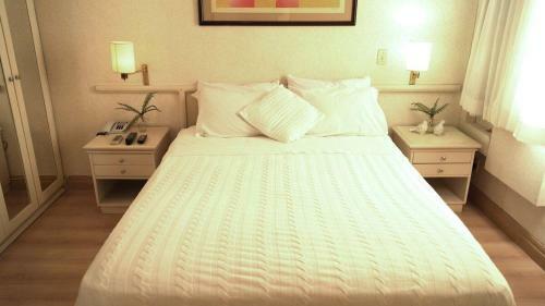Apartamento Flat Uma Quadra Da Paulista - Pr�ximo de Hospitais