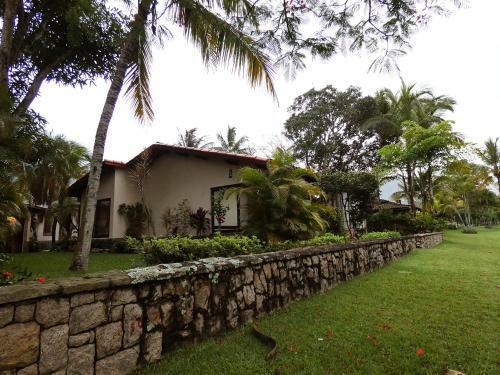 Casa Linda Com Wi-fi A Poucos Metros Da Praia