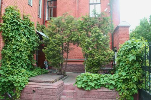 Hostal Red House
