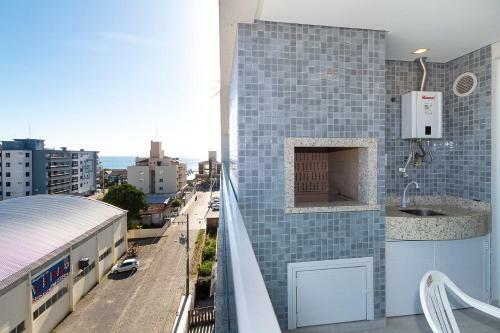 Apartamento 2 Dormit�rios A 80 Metros Do Mar