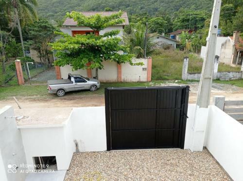 Casa Com Dois Pavimentos Nova, Em Mariscal