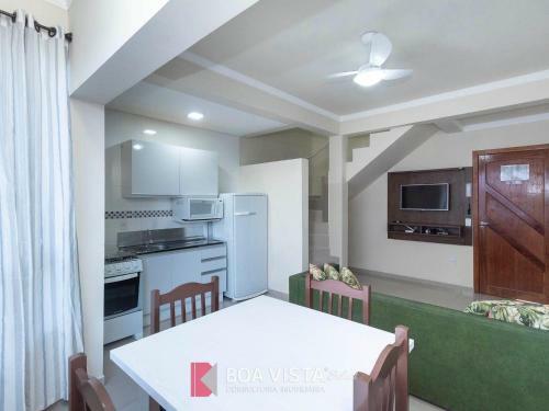 Aluguel de Apartamento Duplex 10 Para 5 Pessoas Em Bombas