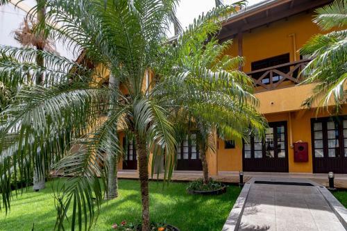 Apartamento 2 Dormit�rios A 190 Metros Da Praia de Bombas - An 08