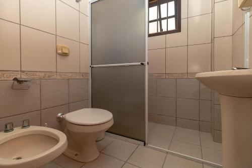 Apartamento 2 Dormit�rios A 190 Metros Da Praia de Bombas - An 08