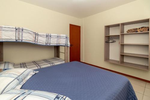 Apartamento 2 Dormit�rios A 190 Metros Da Praia de Bombas - An 08