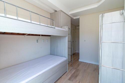 Aluguel Apartamento 4 Su�tes Com Jacuzzi Bombas Sc