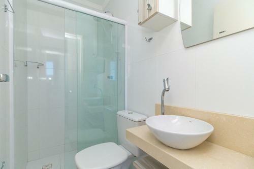 Aluguel Apartamento 4 Su�tes Com Jacuzzi Bombas Sc