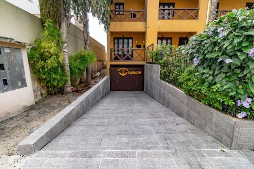 Apartamento 2 Dormit�rios A 190 Metros Da Praia de Bombas - An 06