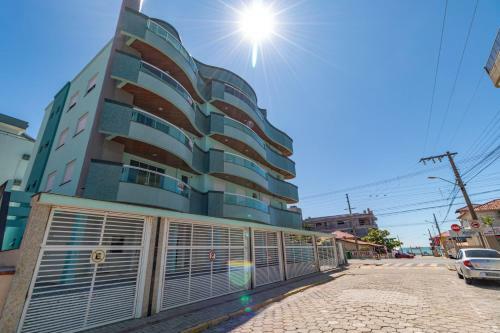 Aluguel Apartamento 3 Quartos Vista Mar Bombas/sc