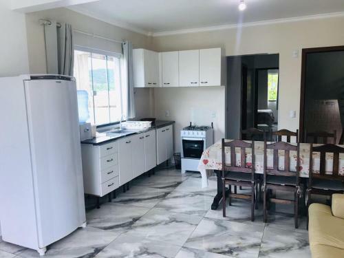 Apartamentos Econ�micos Em Bombas