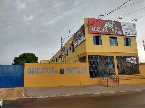 Hotel Yp�