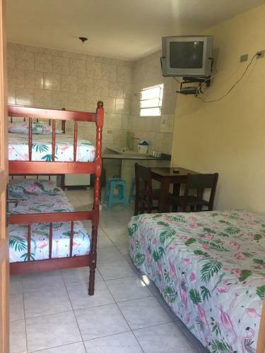 Hostal Long Island Apart-hotel