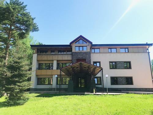 Sosnoviy Bor Hotel