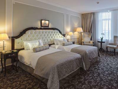The State Hermitage Museum Official Hotel