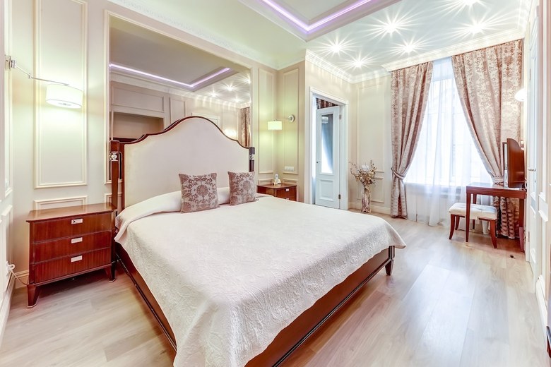 Premium Hotel
