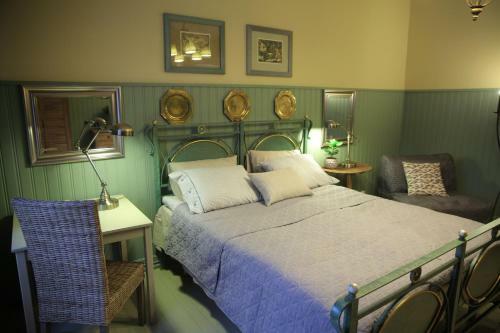 Gogol Mogol Hostel