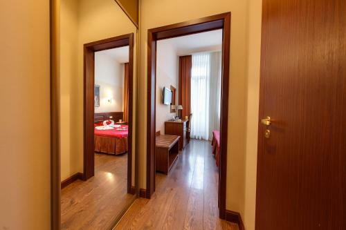 Dom Vyazemskoy Business Hotel