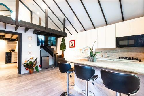 Saunders Beach Cottage