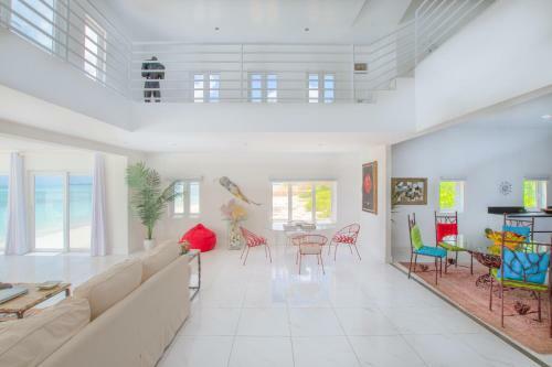Beach Front Villa Pittura Bellissimo - Cable Beach