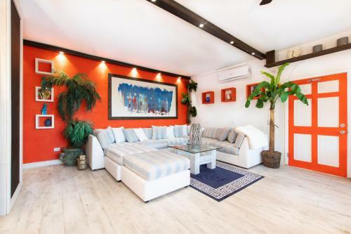 Apartamento Orange Cottage Steps To The Beach 2 Br