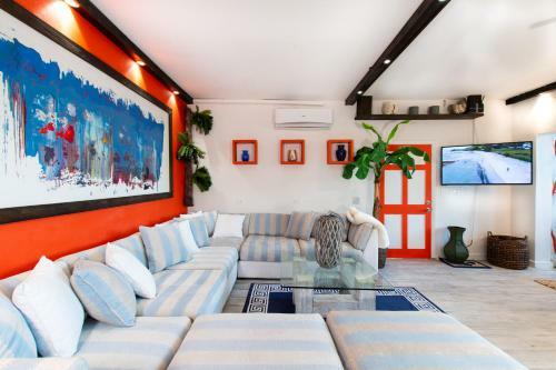 Apartamento Orange Cottage Steps To The Beach 2 Br