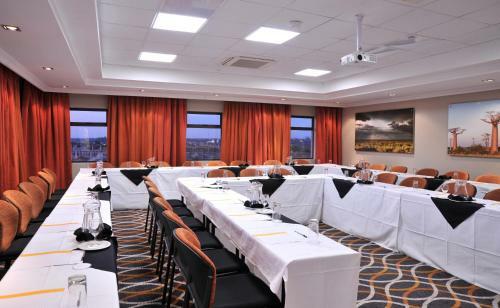 Cresta Mahalapye Hotel