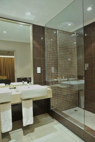 Cresta Mahalapye Hotel