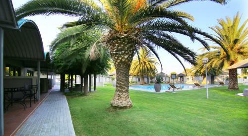Kalahari Arms Hotel