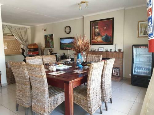 Hostal A New Earth Guest Lodge