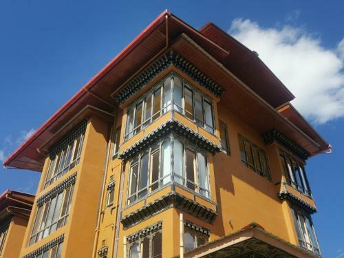 Ludrong Hotel