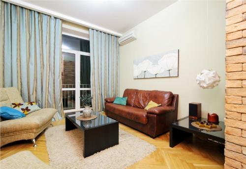 Apartament On Nezavisimosti 74(2)