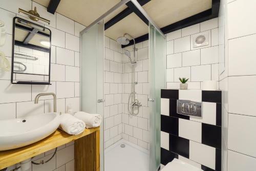 Studio Apartments On Internatsionalnaya 12