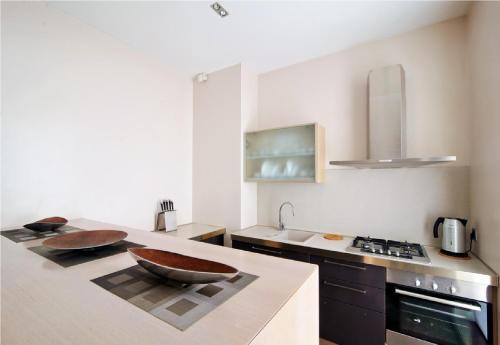 Apartment On Nezavisimosti 56