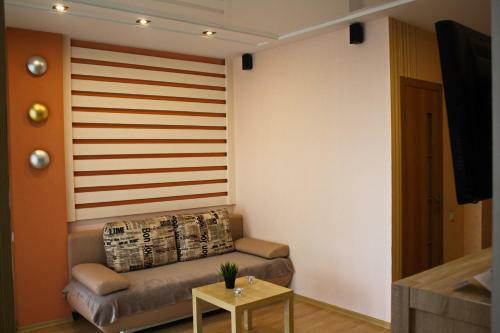 Paulmarie Apartments On Prs. Stroiteley
