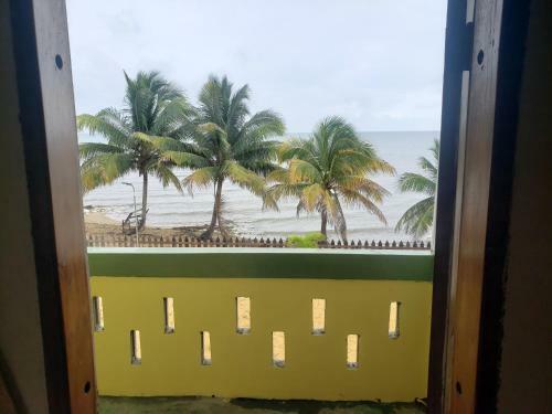 Hotel Pal's On The Beach