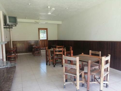 Hotel Tur�stica Laguna Encantada