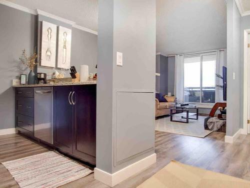 Cozy And Central Dt Home W Gym Coffee Parking Bbq
