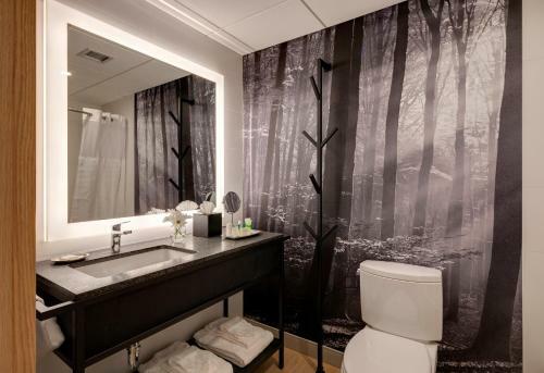 Peaks Hotel And Suites