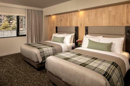 Peaks Hotel And Suites