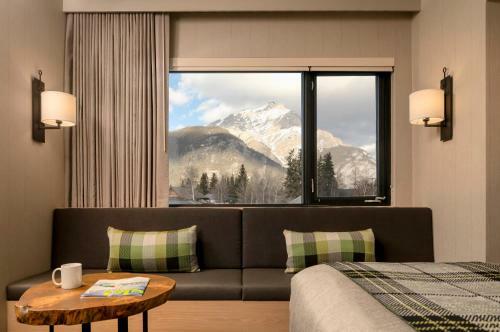 Peaks Hotel And Suites