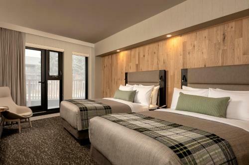 Peaks Hotel And Suites