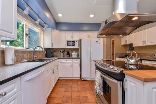 Kye Bay Winter Beach House