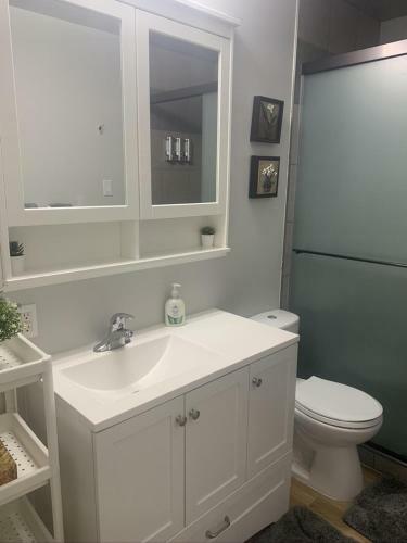 Beautiful Cardston Home (Whole House)!