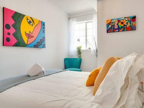 Apartamento Fun And Colourful Condo W Foosball Parking Coffee